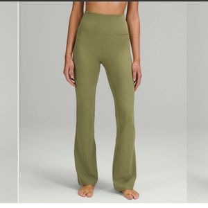 Lululemon Groove Super-High-Rise Flared Pant Nulu